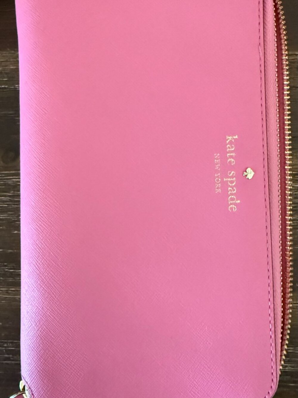 kate spade Blubblegum Pink Zip Passport Wallet with Gold Logo - Picture 2 of 3